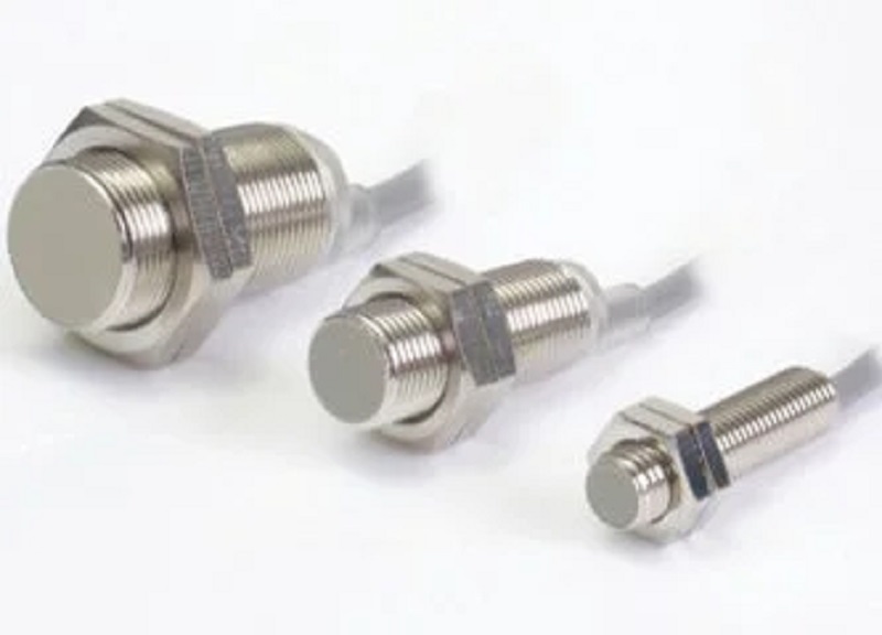凱基特光電接近開關ZJL52-N-16-M18-P-O直徑18mm感應距離16mm